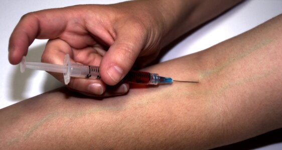 Veins syringe junkie photo