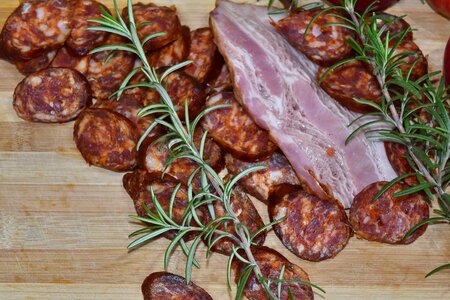Bacon garnish lamb