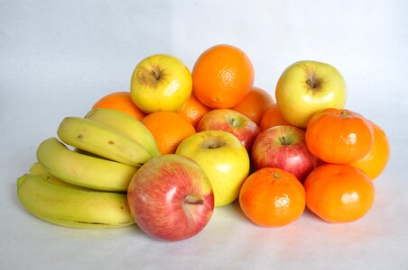 Banana tangerine apple