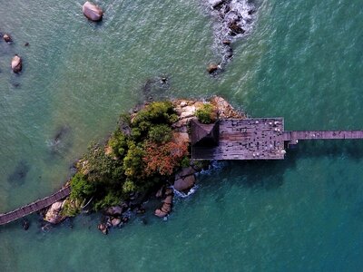 Cabin island nature