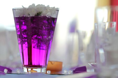 Elegant flowers liquid