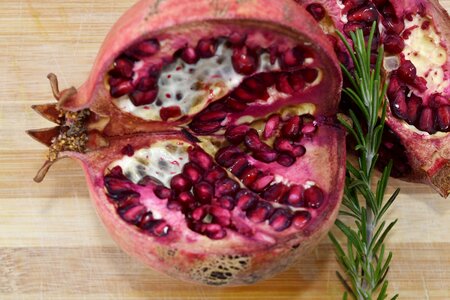 Fruit kernel spice