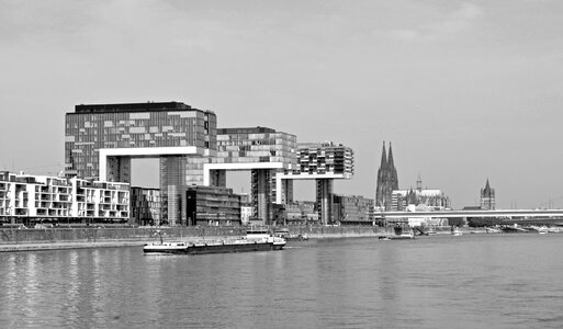 River rhine crane homes photo