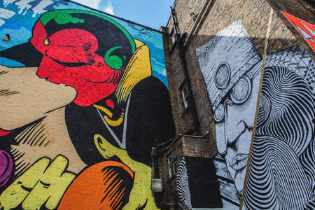 Shoreditch Kiss photo