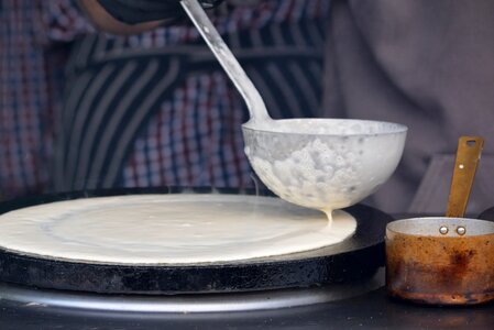 Food dessert ladle