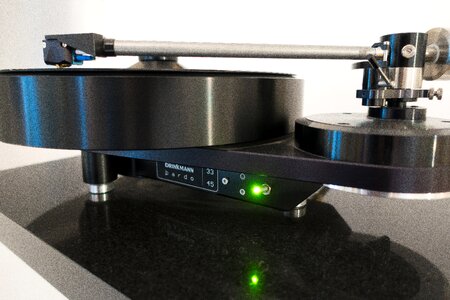 Hifi music analog