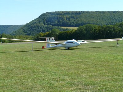 Wings span sailing