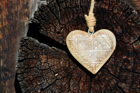 Heart wood wooden structure