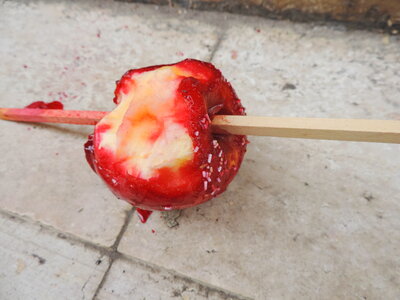 Apple dessert stick