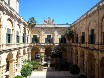Building architecture historically