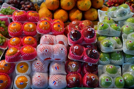 Citrus fruit marketplace photo