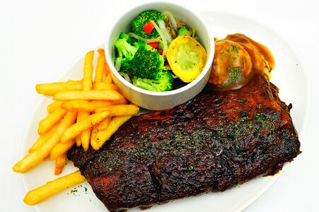 Bohm fries meat roast