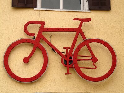 Wheel bike red photo