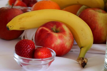 Apples banana strawberries