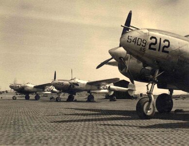 Aircraft racetrack war