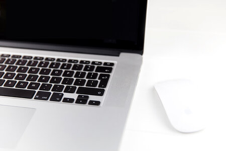 Minimal MacBook & Mouse photo