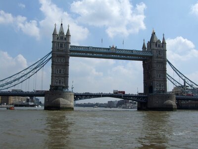 Bridge tower 