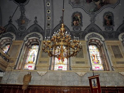 Chandelier altar religion photo