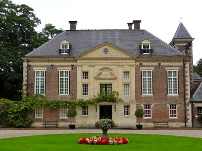 Building front architecture