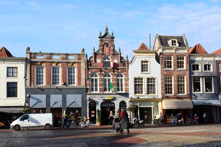 Center facade historic buildings