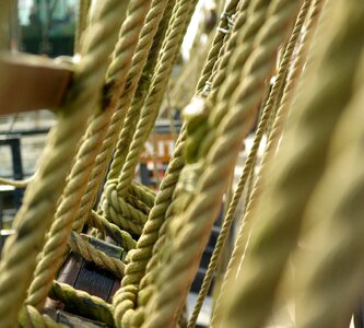 Strings sea halyard