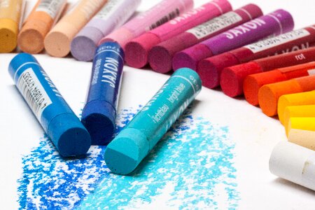 Half circle paint blue