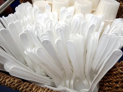 Kitchenware tableware disposable photo