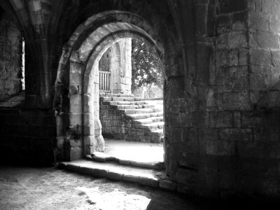 Black white abbey