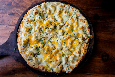 Mac and Cheese Pizza