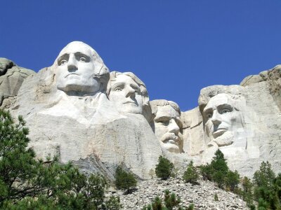 Lanscape of Mount Rushmore photo