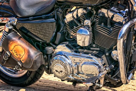 Drive engine machine