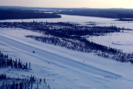 Landing perspective streak