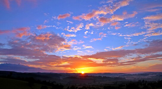 Atmosphere backlight cloud