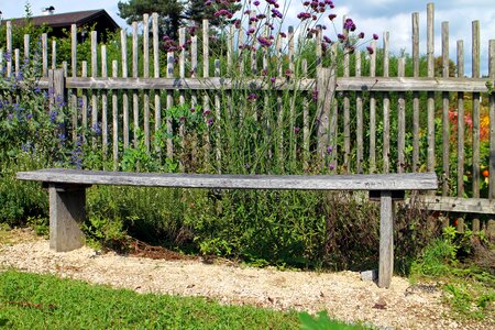 Bench garden bank
