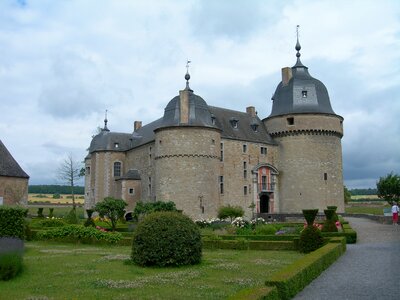 Château de lavaux-sainte-anne old building photo