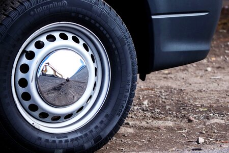 Automobile car tire photo