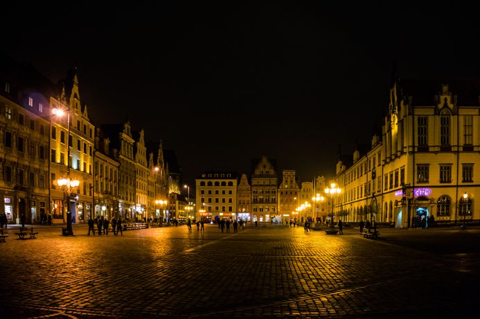 city-by-night-photo-original (1)