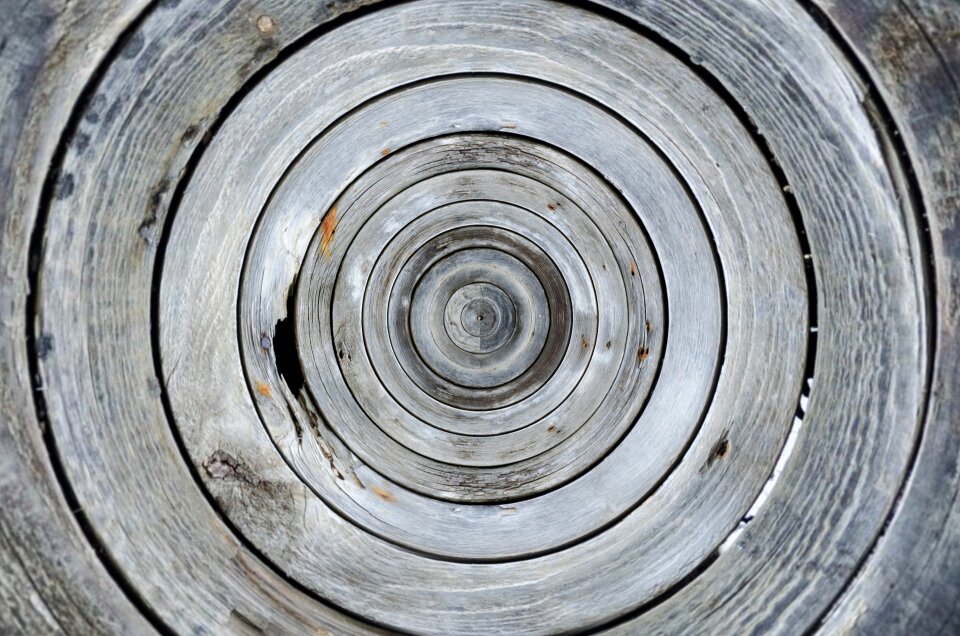 Bent arch round