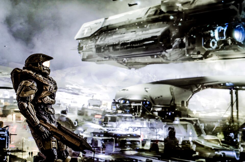 Action figure master chief halo