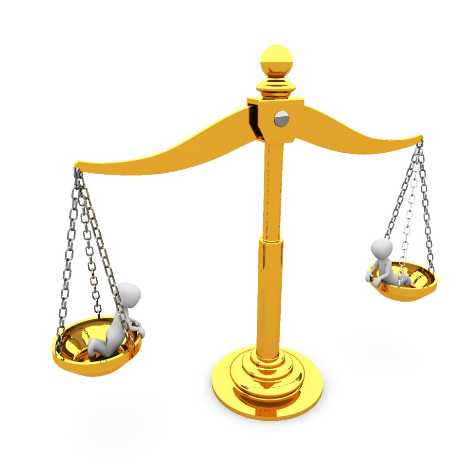 Law clause court