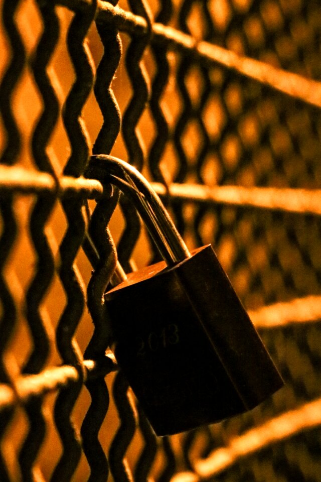 Love fence love castle