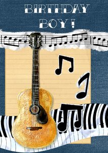 Green greeting guitar