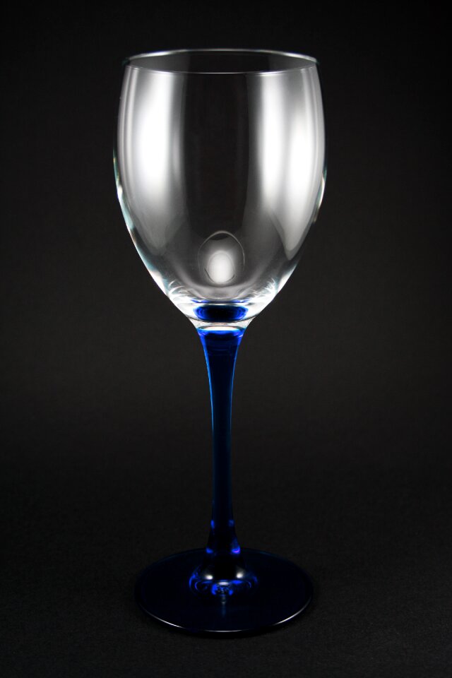 Transparent mirroring drinking cup