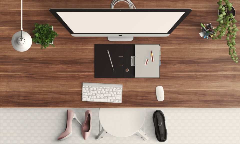 Screen shoes brown desk