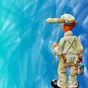 Figure painter working paint