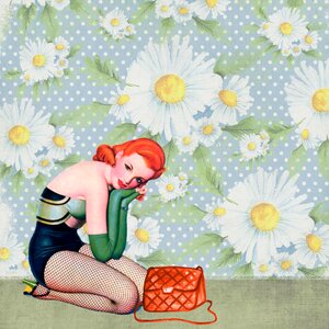 Redhead background daisies