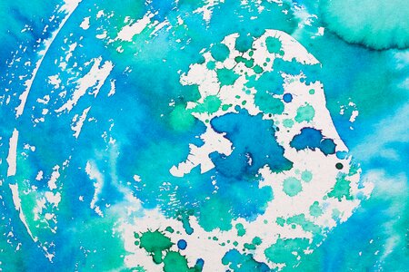 Painting technique soluble in water not opaque