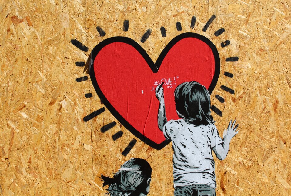 Artist draw love