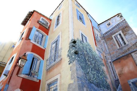 Tag decoration mural