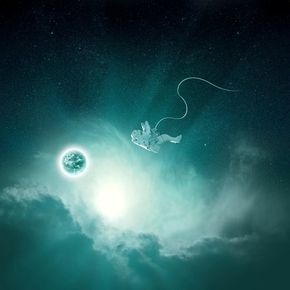 Weightless gravitation universe